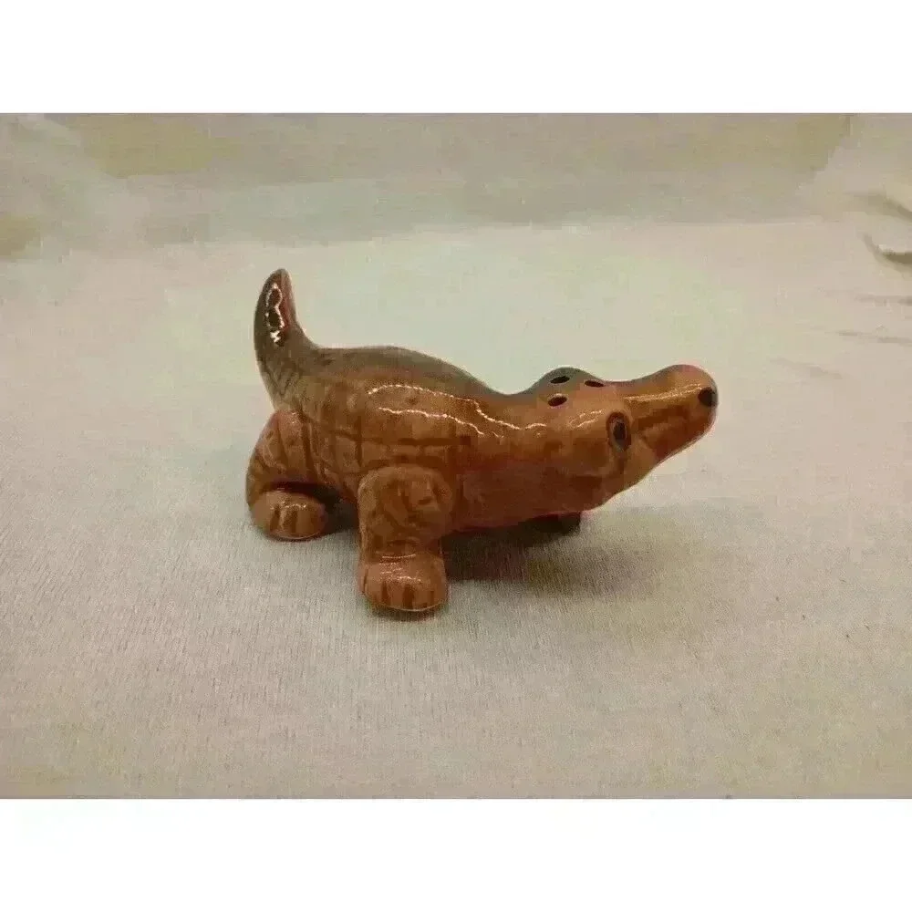 ALLIGATOR Salt Shaker vintage 1940s 1950s brown ceramic Home Decor Cute Japan